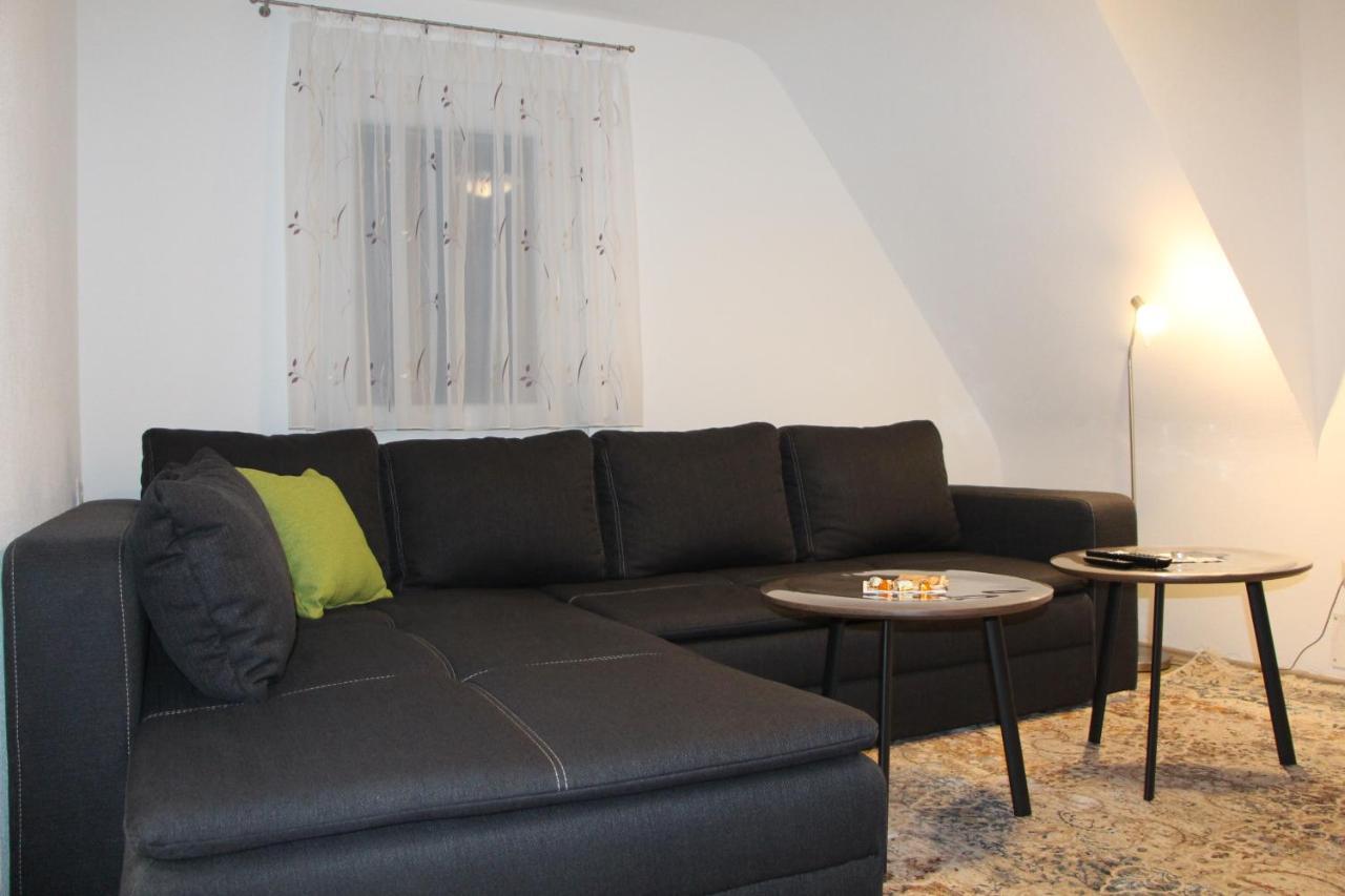 Ermis Apartments Metzingen  Exterior foto